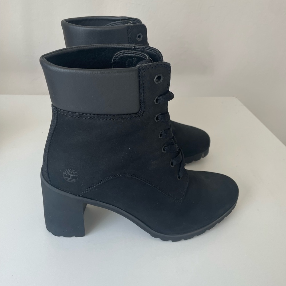 Timberland Women's Elegant Black Heeled Boots